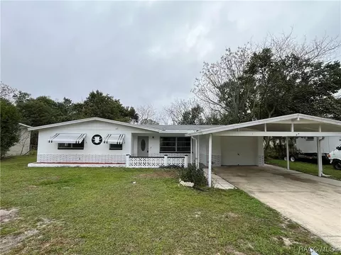 9 N Fillmore St, Beverly Hills, FL 34465