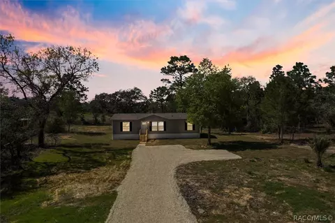 10169 N Brooks Ter, Dunnellon, FL 34432