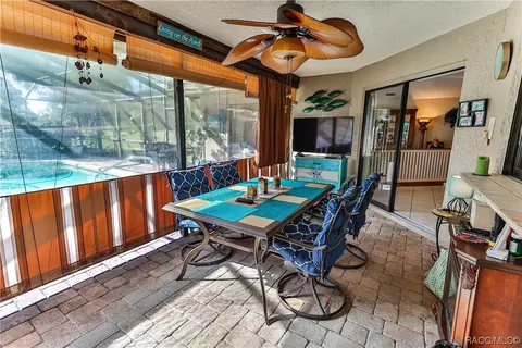 Dining - 250 E Hartford St, Hernando, FL 34442 photo 1 of 1