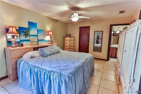 Bedroom - 250 E Hartford St, Hernando, FL 34442 photo 1 of 4