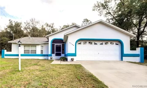 8509 Titleist Dr N, Citrus Springs, FL 34434