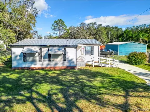 825 N Maynard Ave, Lecanto, FL 34461 photo 4