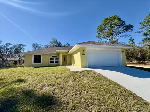 10150 N Sabre Dr, Citrus Springs, FL 34434
