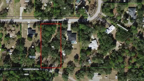 5626 W Nobis Cir, Homosassa, FL 34448