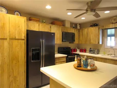 Kitchen - 3210 SE 25th Ave, Ocala, FL 34471 photo 1 of 2