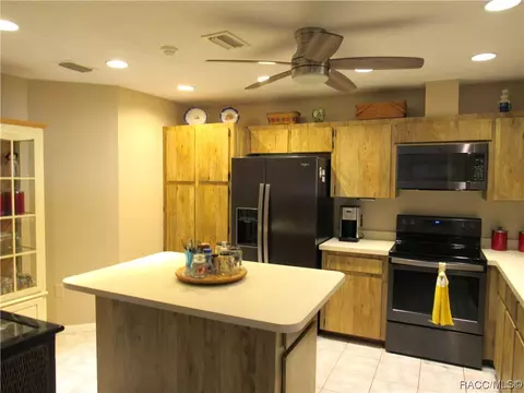 Living - 3210 SE 25th Ave, Ocala, FL 34471 photo 7 of 7