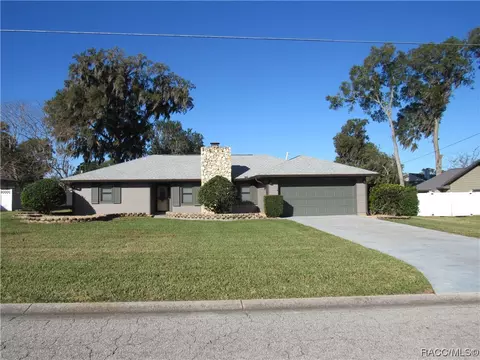 Exterior - 3210 SE 25th Ave, Ocala, FL 34471 photo 8 of 12