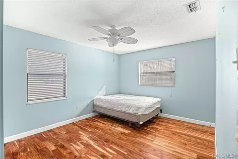 Bedroom - 10024 SW 65th Ter, Ocala, FL 34476 photo 2 of 3