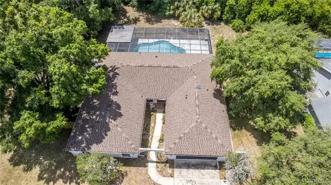 View/Area - 7500 Delaware Dr, Weeki Wachee, FL 34607 photo 1 of 7