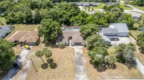 View/Area - 7500 Delaware Dr, Weeki Wachee, FL 34607 photo 4 of 7