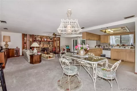 Dining - 7500 Delaware Dr, Weeki Wachee, FL 34607 photo 1 of 4