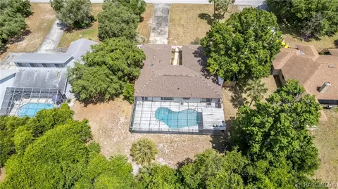 View/Area - 7500 Delaware Dr, Weeki Wachee, FL 34607 photo 6 of 7