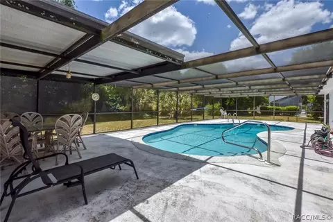 Exterior - 7500 Delaware Dr, Weeki Wachee, FL 34607 photo 4 of 13