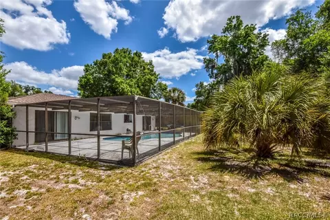 Exterior - 7500 Delaware Dr, Weeki Wachee, FL 34607 photo 11 of 13