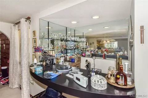 Dining - 7500 Delaware Dr, Weeki Wachee, FL 34607 photo 4 of 4