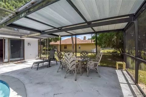 Exterior - 7500 Delaware Dr, Weeki Wachee, FL 34607 photo 7 of 13