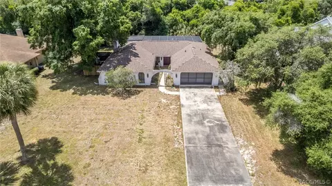 View/Area - 7500 Delaware Dr, Weeki Wachee, FL 34607 photo 3 of 7
