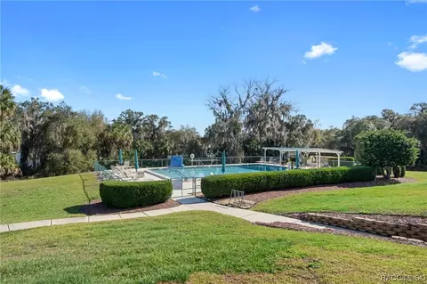Exterior - 3738 E Lake Todd Dr, Hernando, FL 34442 photo 9 of 14