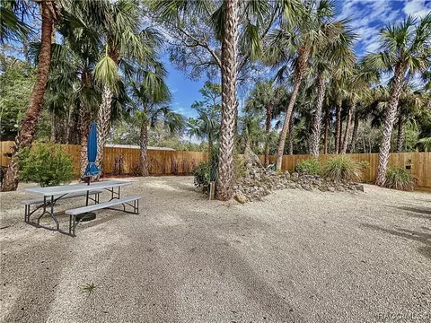 215 Gladys Ave, Inglis, FL 34449 photo 13