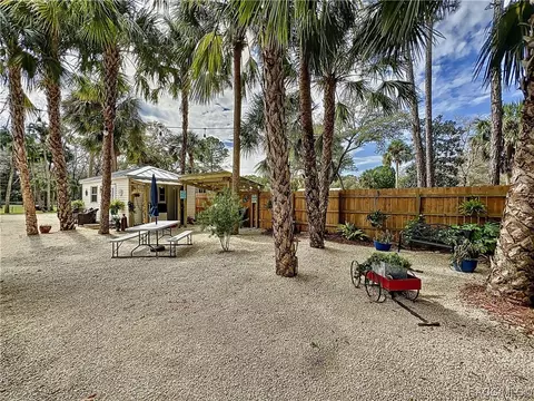 215 Gladys Ave, Inglis, FL 34449 photo 18