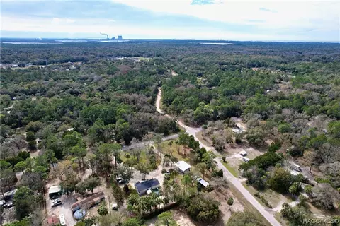 215 Gladys Ave, Inglis, FL 34449 photo 57