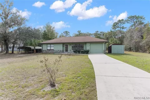 6460 W Seven Rivers Dr, Crystal River, FL 34429