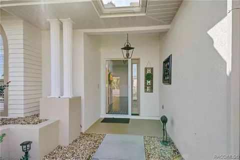 Exterior - 3700 E Hidden Cove Trl, Hernando, FL 34442 photo 5 of 14