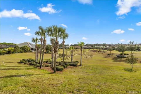 Exterior - 774 N Hunt Club Dr, Hernando, FL 34442 photo 5 of 24