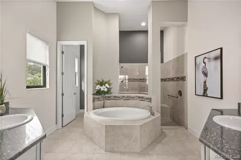 Bath - 774 N Hunt Club Dr, Hernando, FL 34442 photo 1 of 7