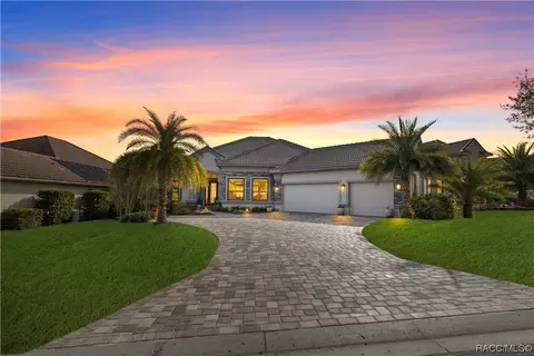 Exterior - 774 N Hunt Club Dr, Hernando, FL 34442 photo 2 of 24