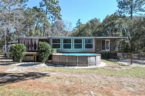 4735 S Apostolic Ln, Homosassa, FL 34446