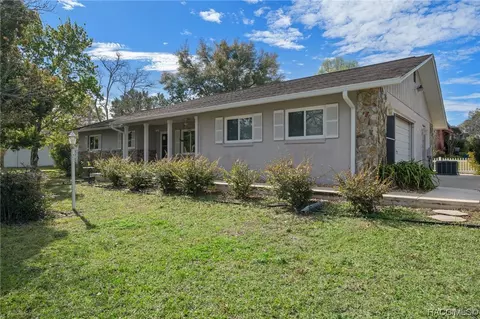 201 S Davis St, Beverly Hills, FL 34465