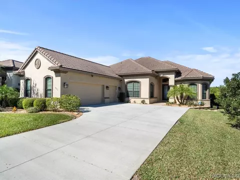 Exterior - 1071 W Pointer Loop, Hernando, FL 34442 photo 3 of 29