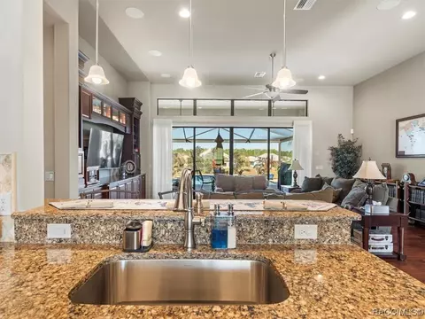 Kitchen - 1071 W Pointer Loop, Hernando, FL 34442 photo 10 of 10