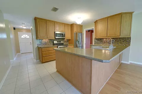 Kitchen - 515 E Falconry Ct, Hernando, FL 34442 photo 1 of 8
