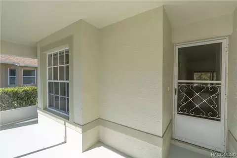 Exterior - 867 W Sunbird Path, Hernando, FL 34442 photo 6 of 16