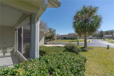 Exterior - 867 W Sunbird Path, Hernando, FL 34442 photo 4 of 16