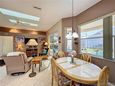 Dining - 420 N Turkey Pine Loop, Lecanto, FL 34461 photo 6 of 7