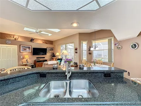 Kitchen - 420 N Turkey Pine Loop, Lecanto, FL 34461 photo 7 of 7