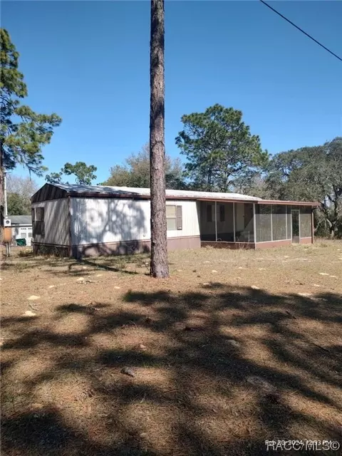 1105 E Artist Ct, Hernando, FL 34442