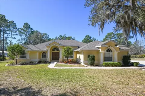 5774 W Rodeo Ln, Beverly Hills, FL 34465