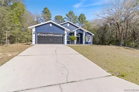 6508 N Foxdale Dr, Citrus Springs, FL 34434