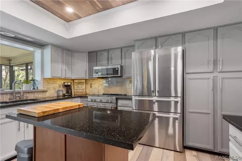 Kitchen - 160 W National St, Hernando, FL 34442 photo 5 of 8