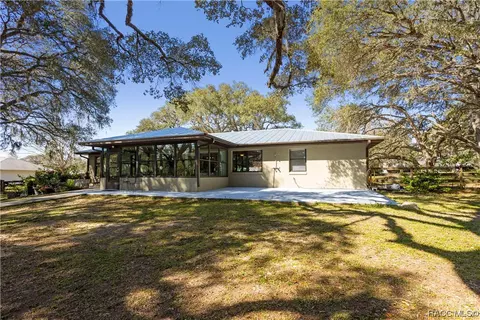 Exterior - 160 W National St, Hernando, FL 34442 photo 18 of 30
