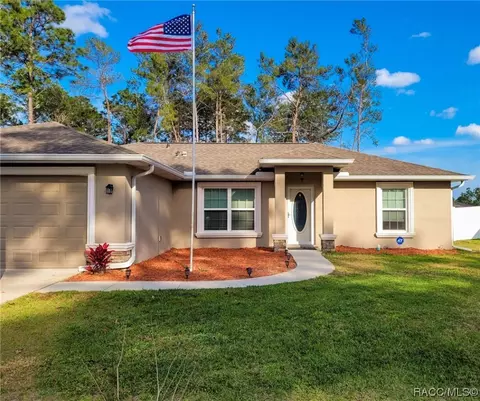 7079 N Waycross Way, Citrus Springs, FL 34433