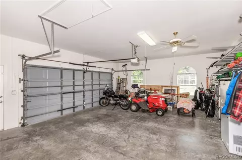 Exterior - 1057 E Morningstar Ln, Hernando, FL 34442 photo 11 of 24
