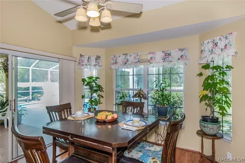 Dining - 1057 E Morningstar Ln, Hernando, FL 34442 photo 5 of 6