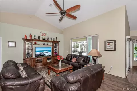 Living - 1057 E Morningstar Ln, Hernando, FL 34442 photo 3 of 6