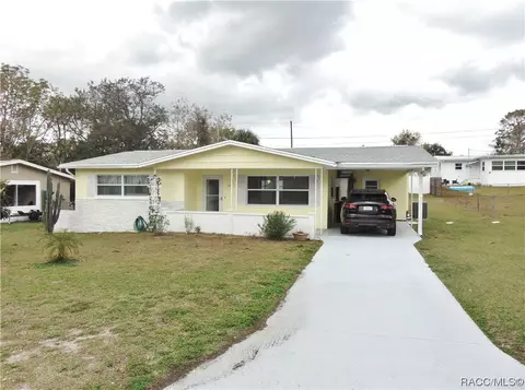 38 S Lee St, Beverly Hills, FL 34465