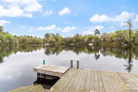 11842 N Bluff Cove Path, Dunnellon, FL 34434
